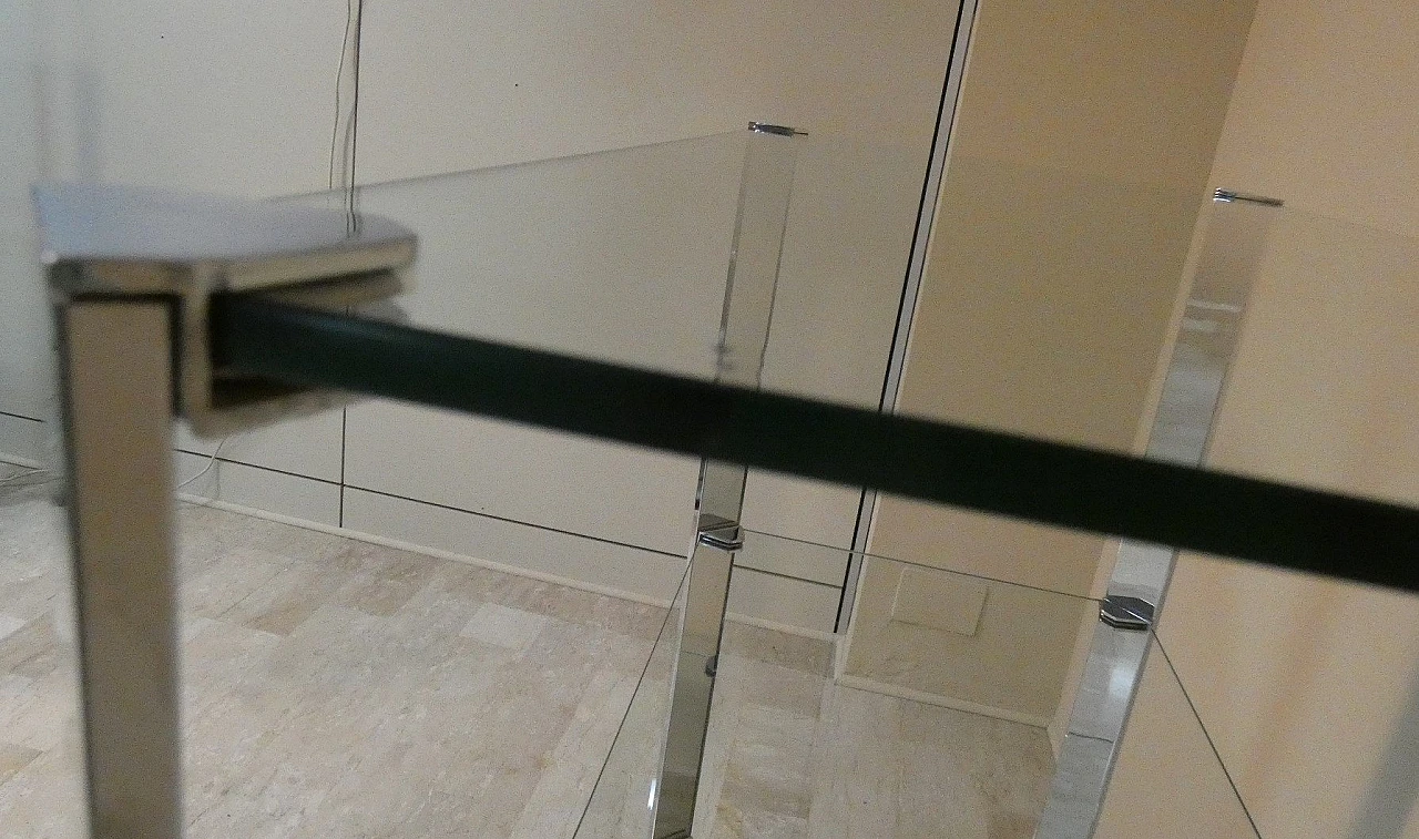 Vetrine a giorno in acciaio e cristallo di Cidue, Italia, anni '70 10