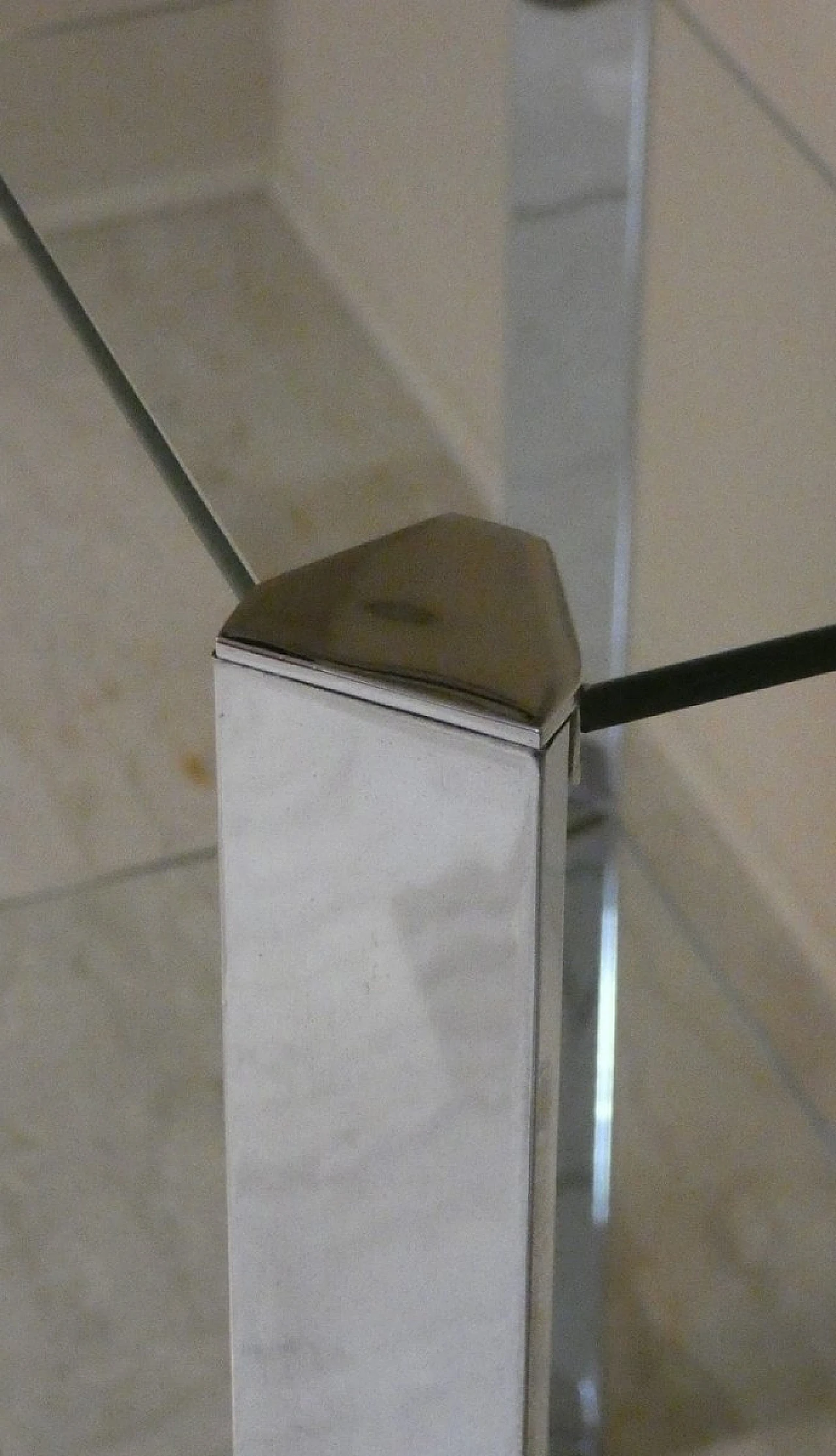 Vetrine a giorno in acciaio e cristallo di Cidue, Italia, anni '70 12