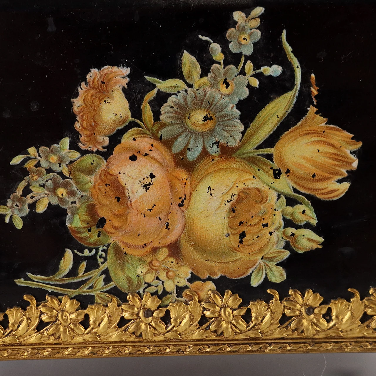 Automa di donna con chitarra in legno, bronzo, porcellana e tessuto, '800 8