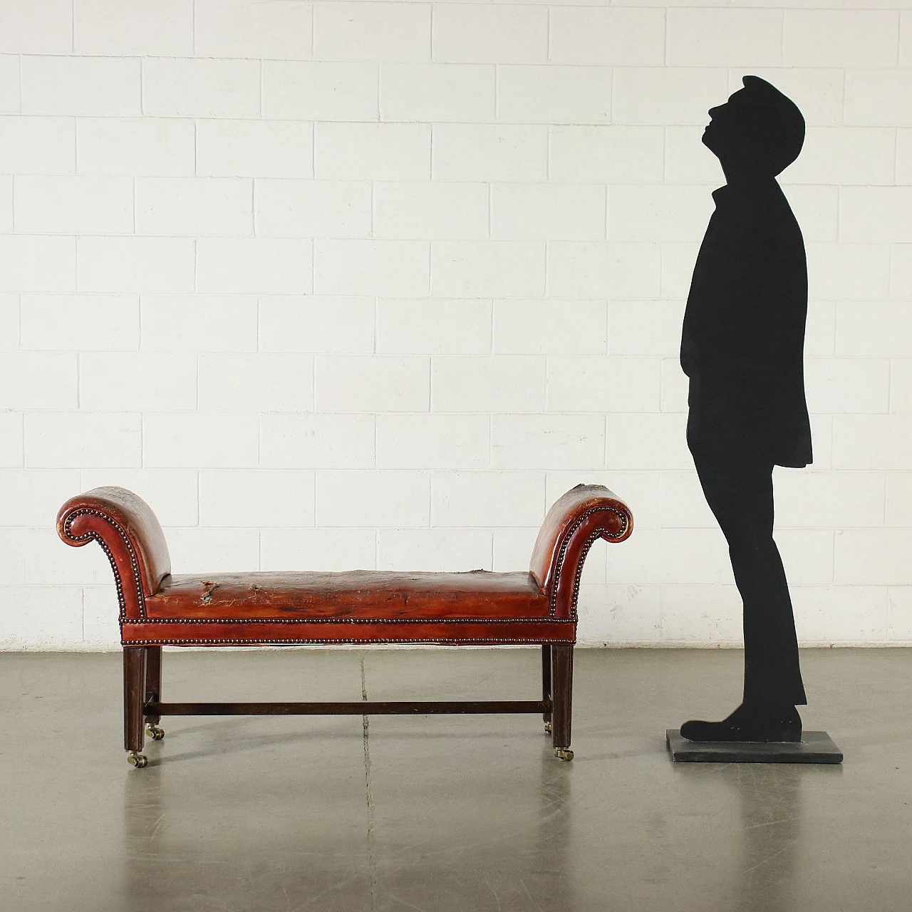 Mahogany and leather sofa with wheels, 19th century 2