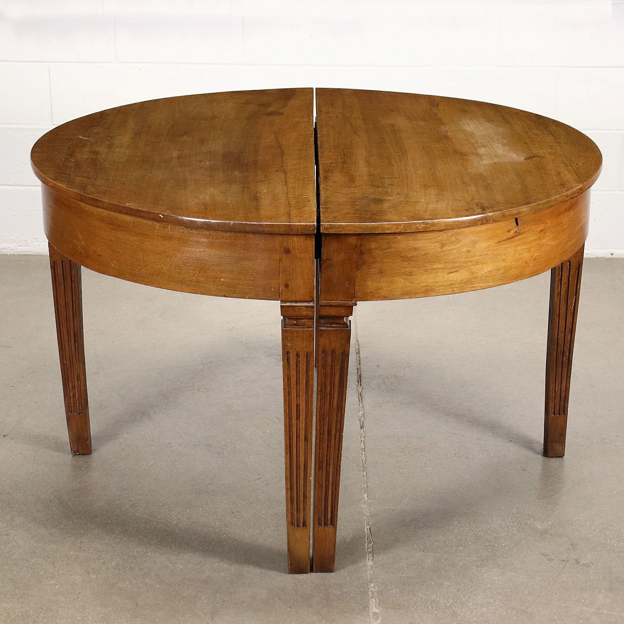 Pair of Directoire walnut half-moon consoles, late 18th century 4