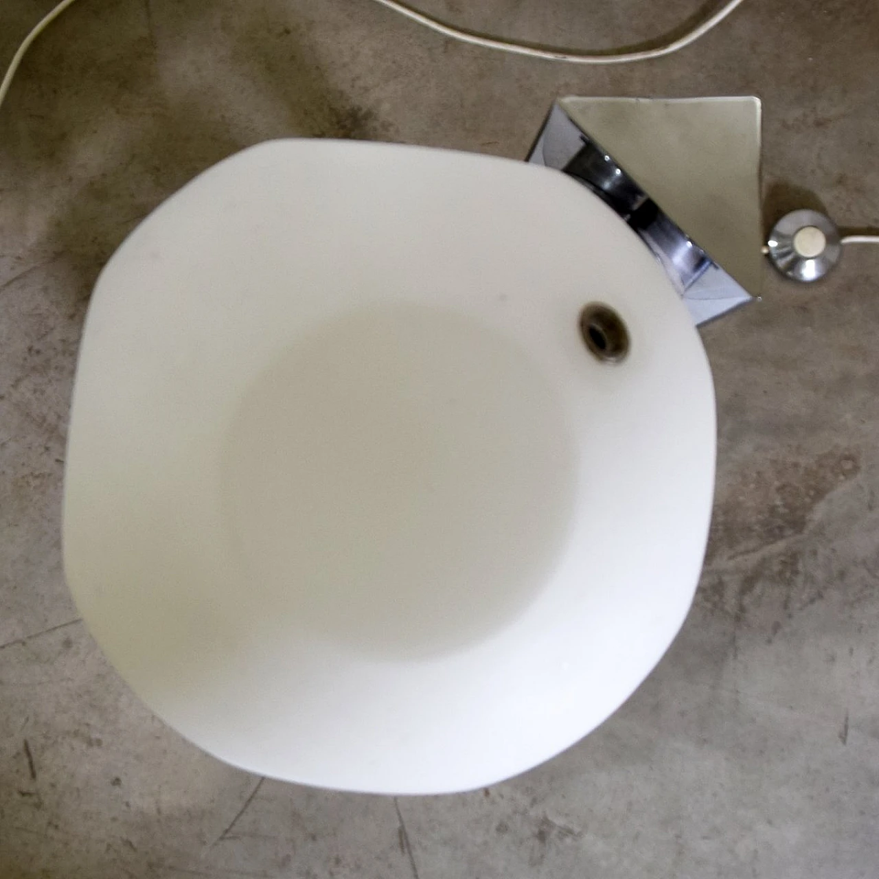 Pair of floor lamps model 440 by Luci Italia, 1960s 4