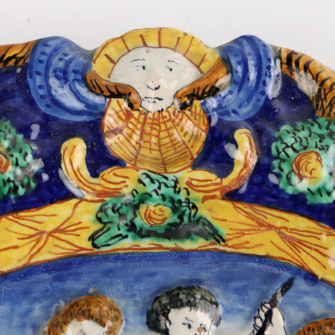 Piatto in maiolica di Pesaro policroma a rilievo, fine '700 6