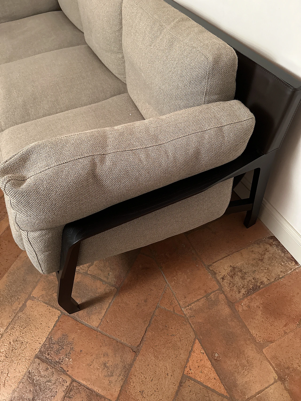 Eloro sofa in wood and leather by Cassina, late 20th century 2