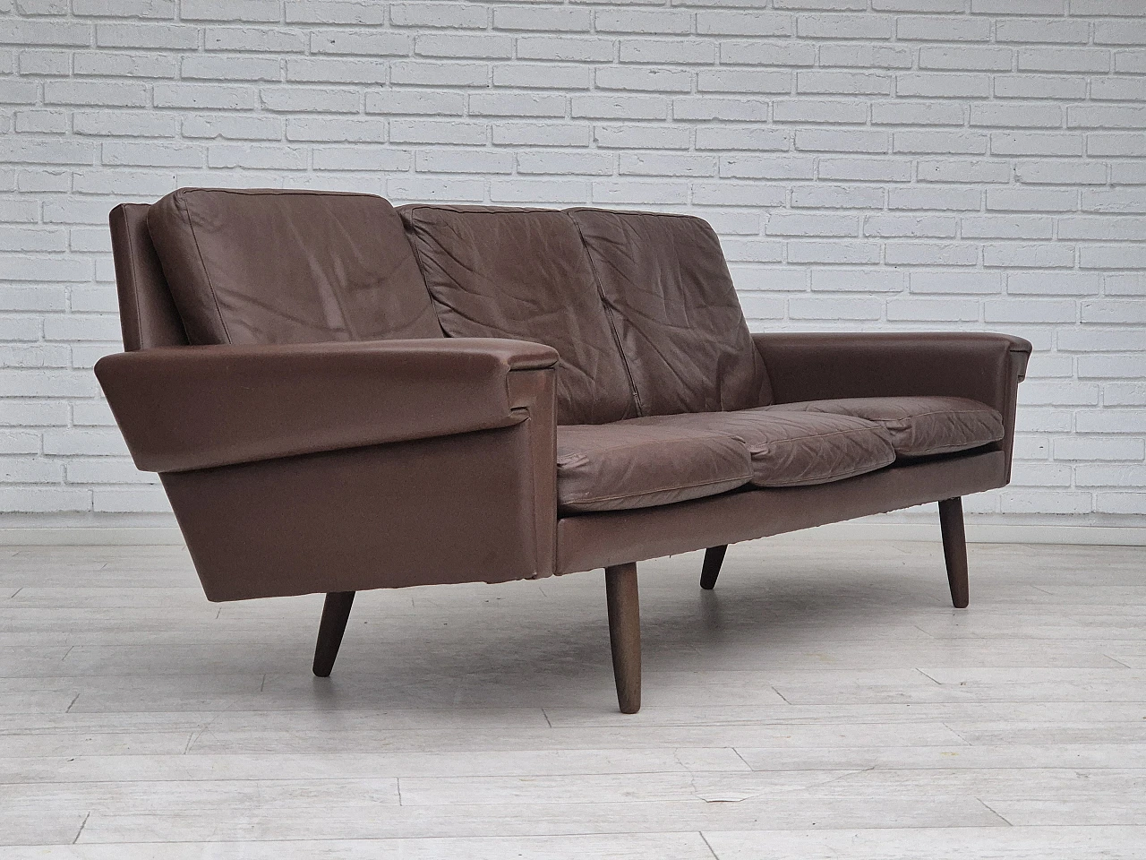 Divano danese a 3 posti in pelle marrone, anni '70 2