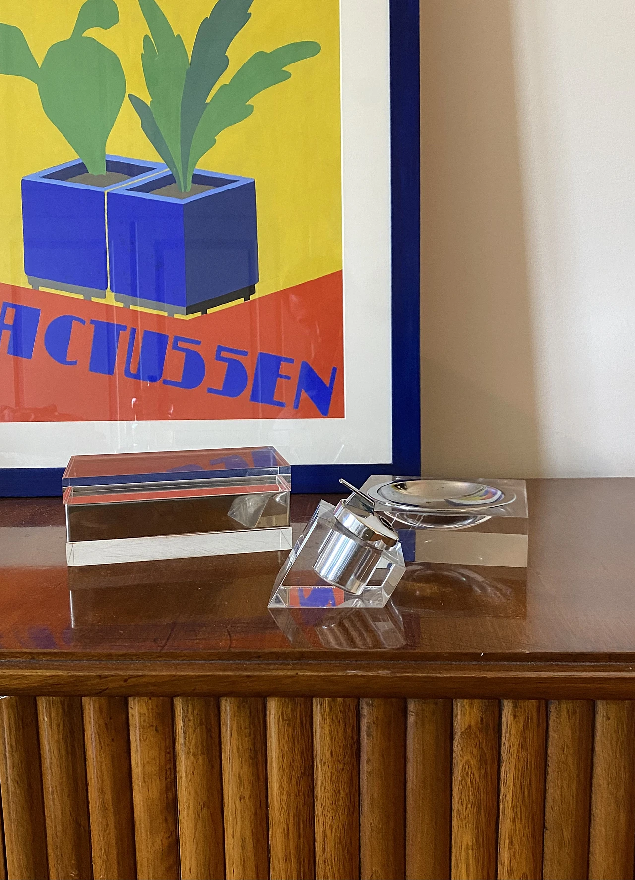 Hollywood regency lucite tuxedo set, Guzzini Italy 1970 22