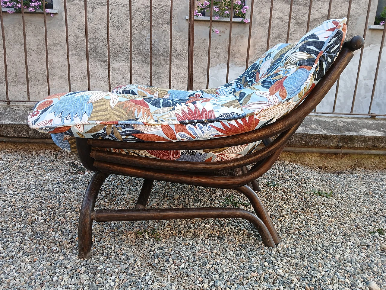Floral armchair, 70s 2