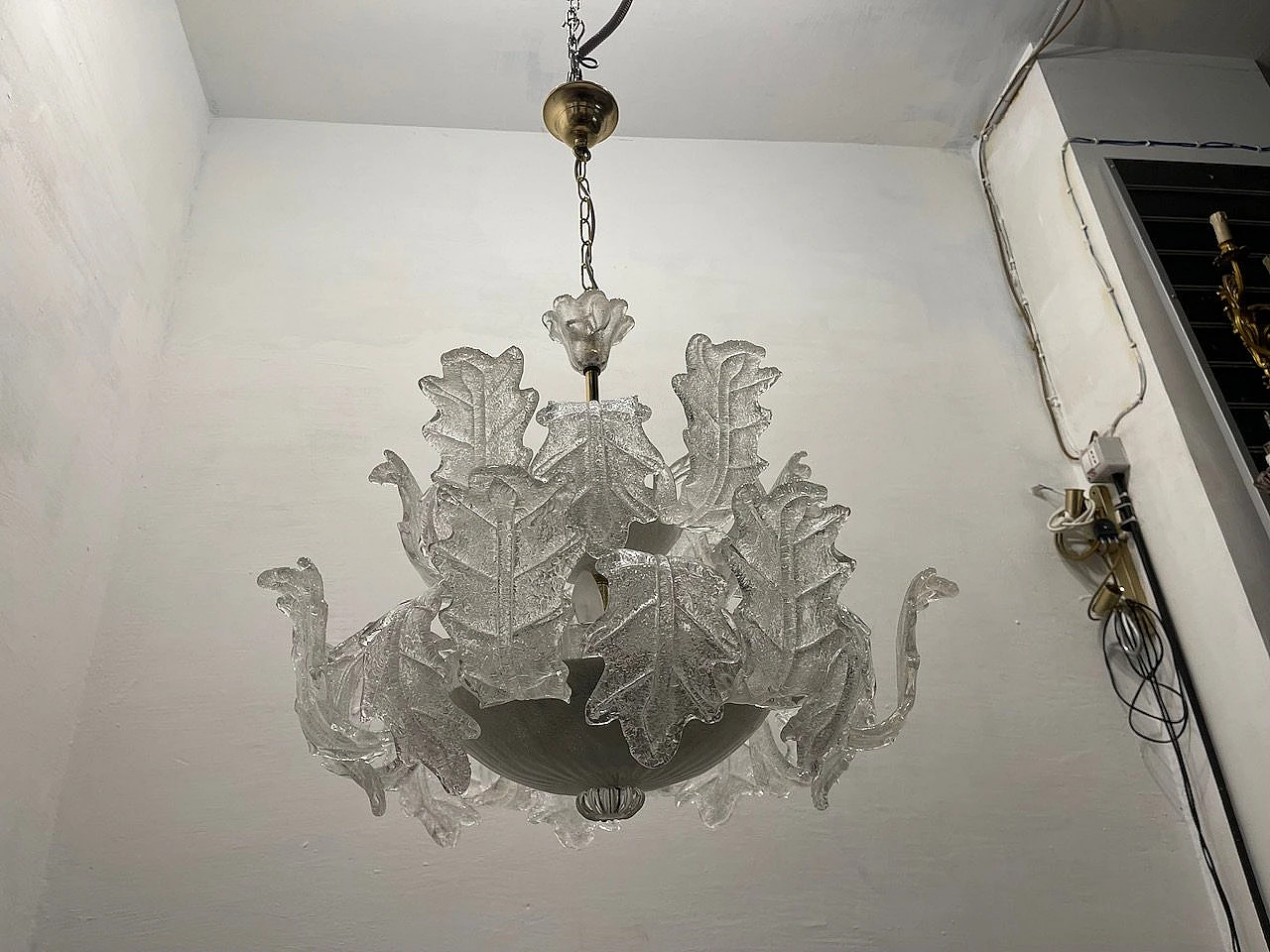 Pair of Murano frosted glass chandeliers by Sylcom Murano, 1970's 20