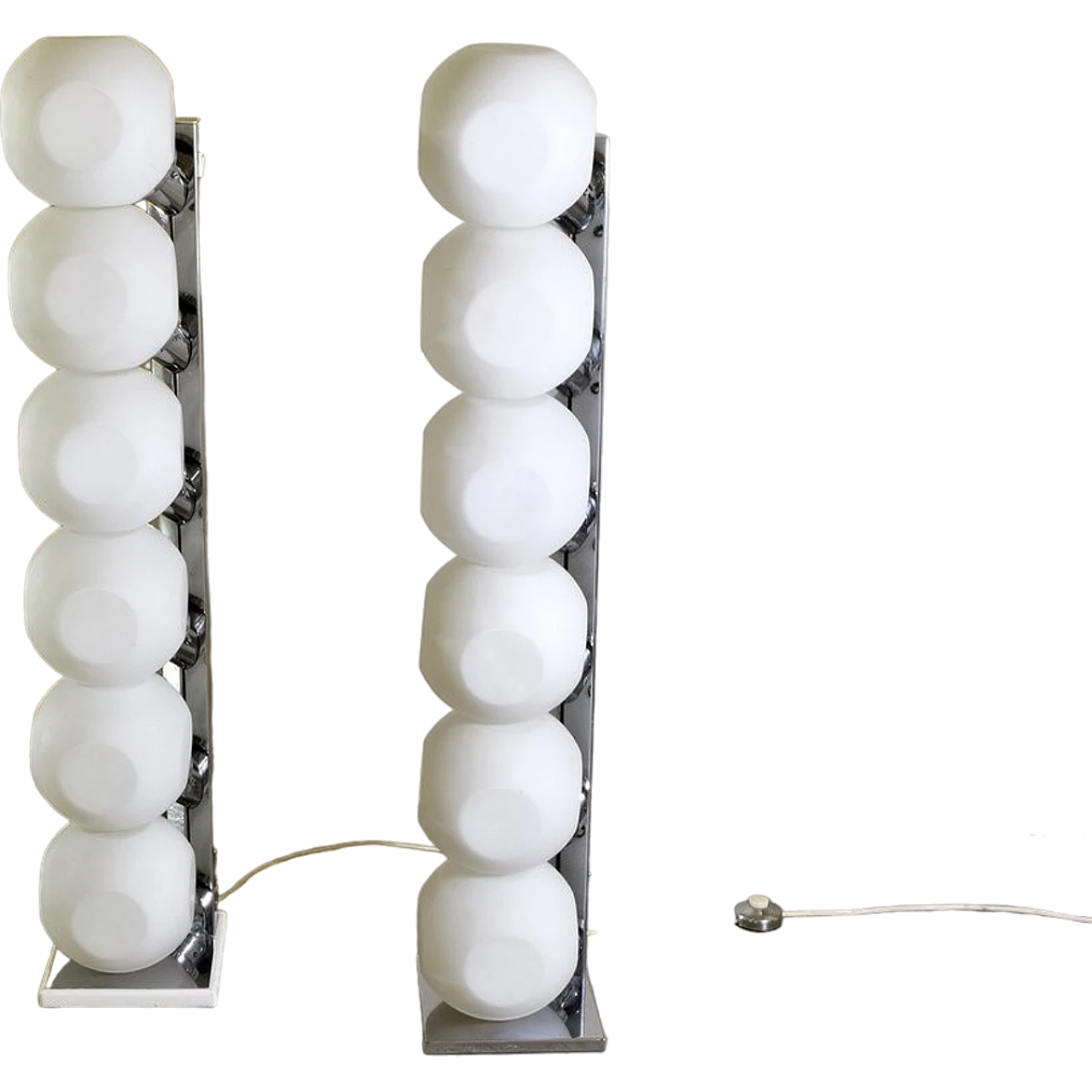 Pair of floor lamps model 440 by Luci Italia, 1960s 14