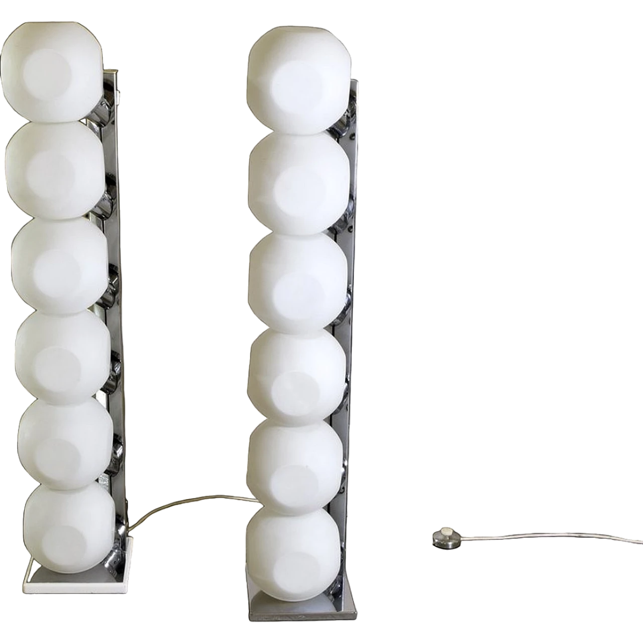 Pair of floor lamps model 440 by Luci Italia, 1960s 15