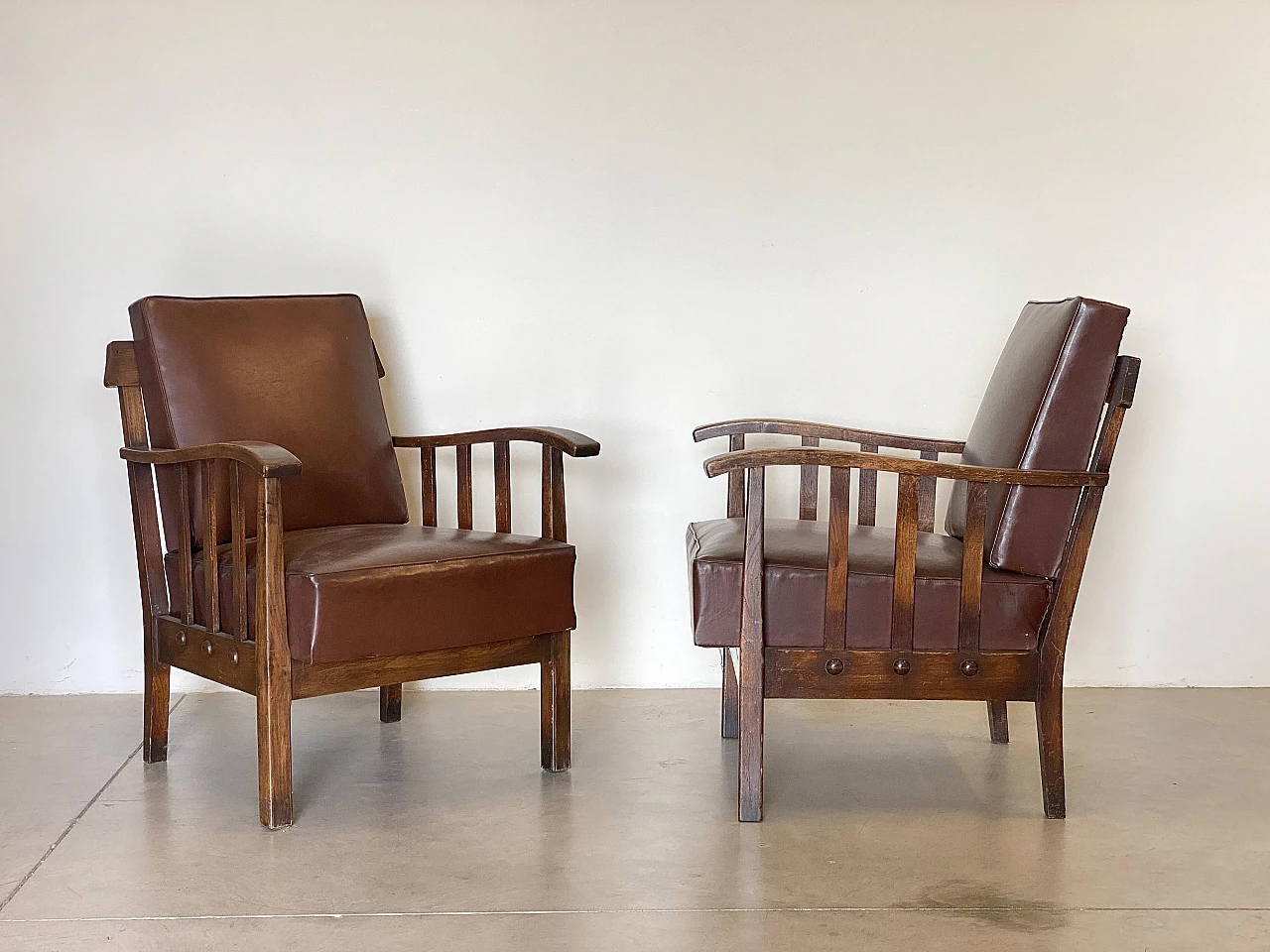Pair of oak armchairs from the 1960s 3