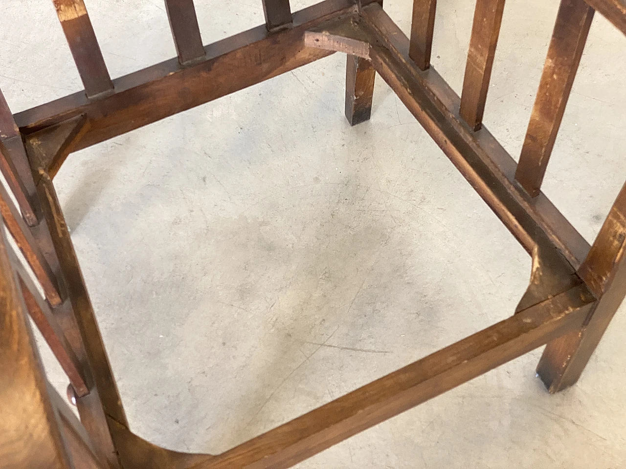 Pair of oak armchairs from the 1960s 12