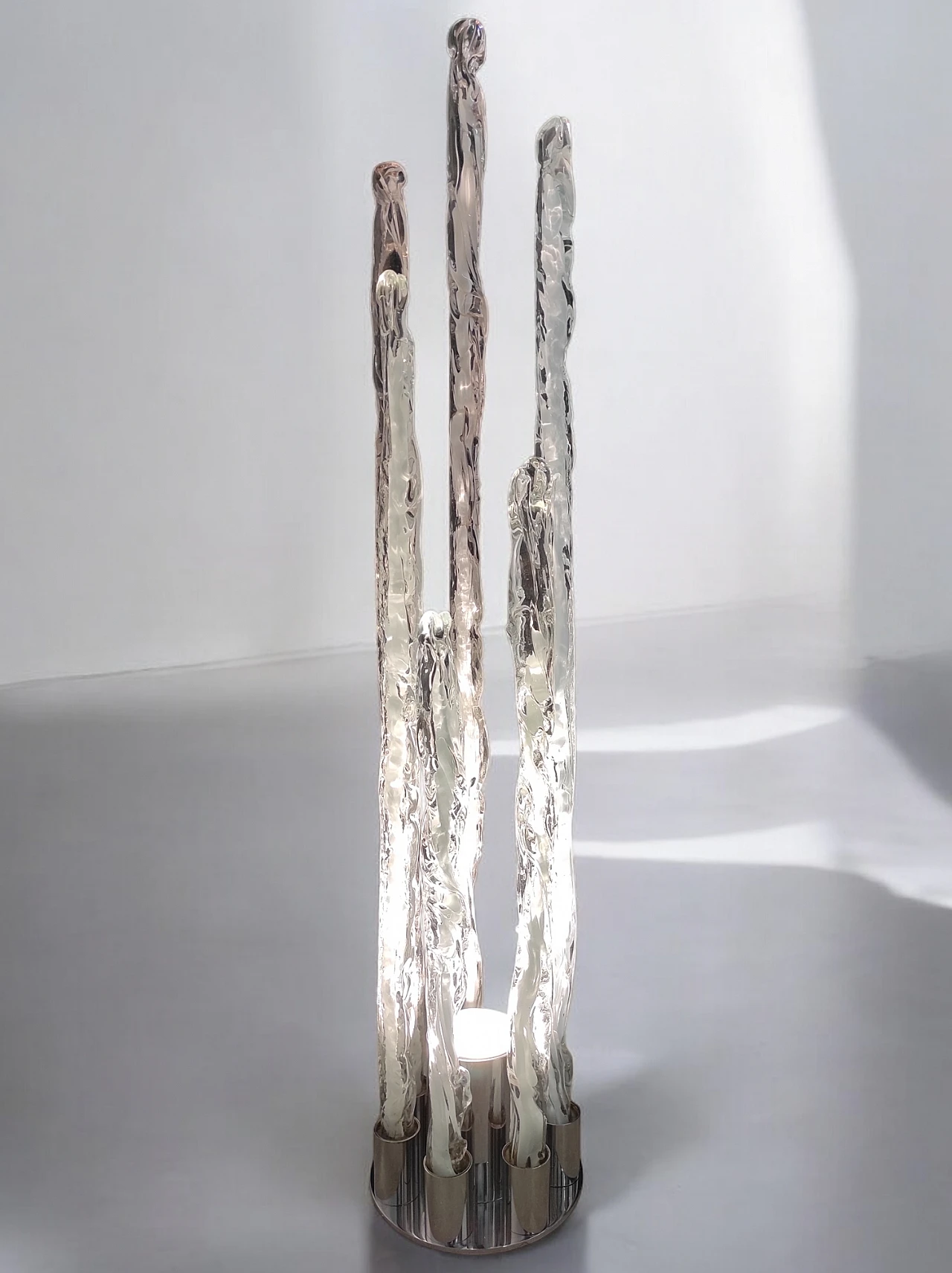 Excalibur floor lamp in glass, 1970s 14