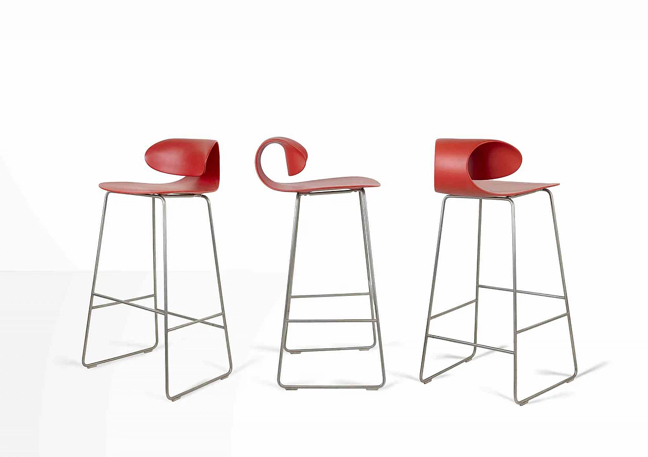 Sawaya & Moroni, Set of 7 Red Maxima Benches by William Sawaya & Paolo Moroni 1980s-1990s 3