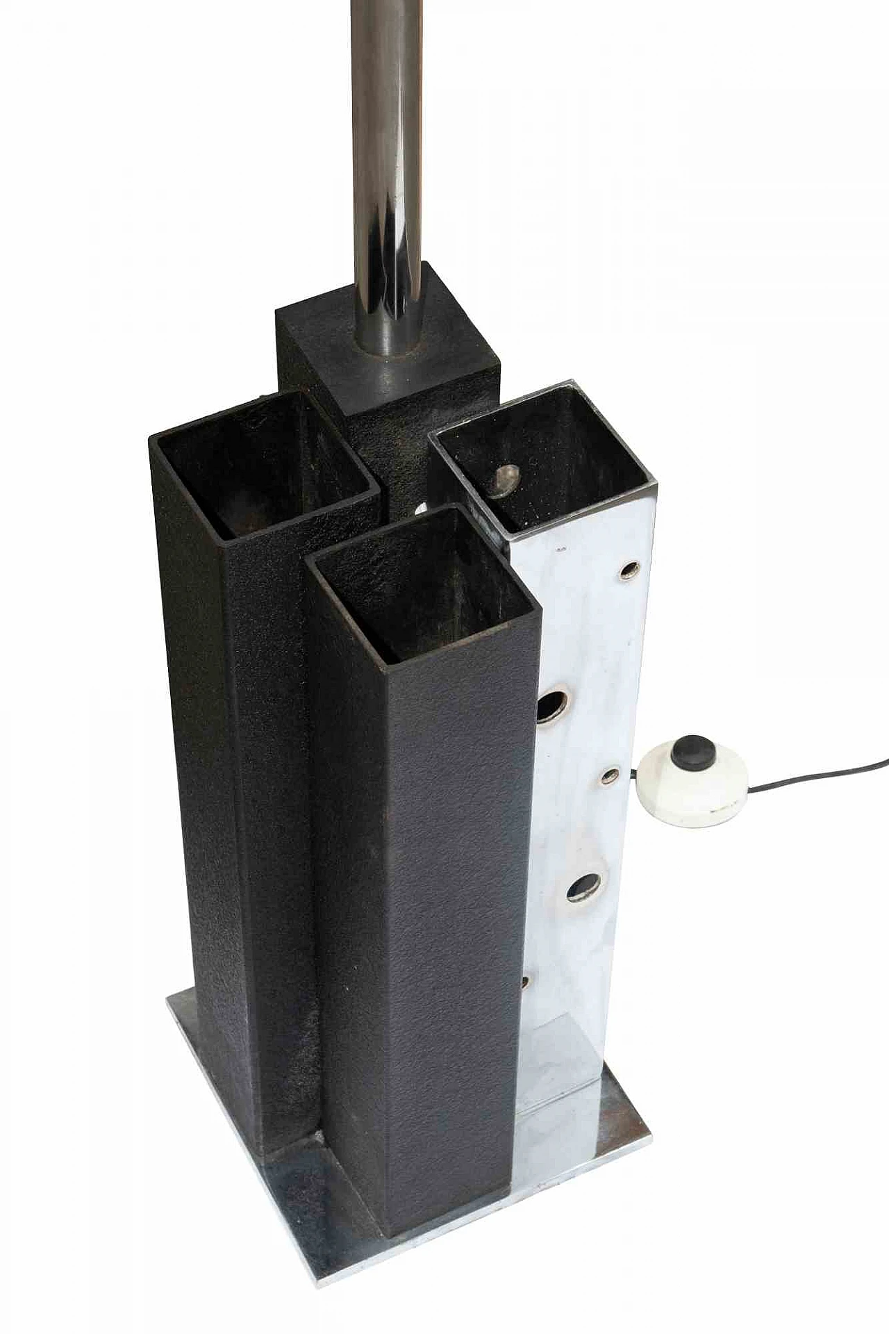 Achille Castiglioni, Lampada da terra 1960-1979 4