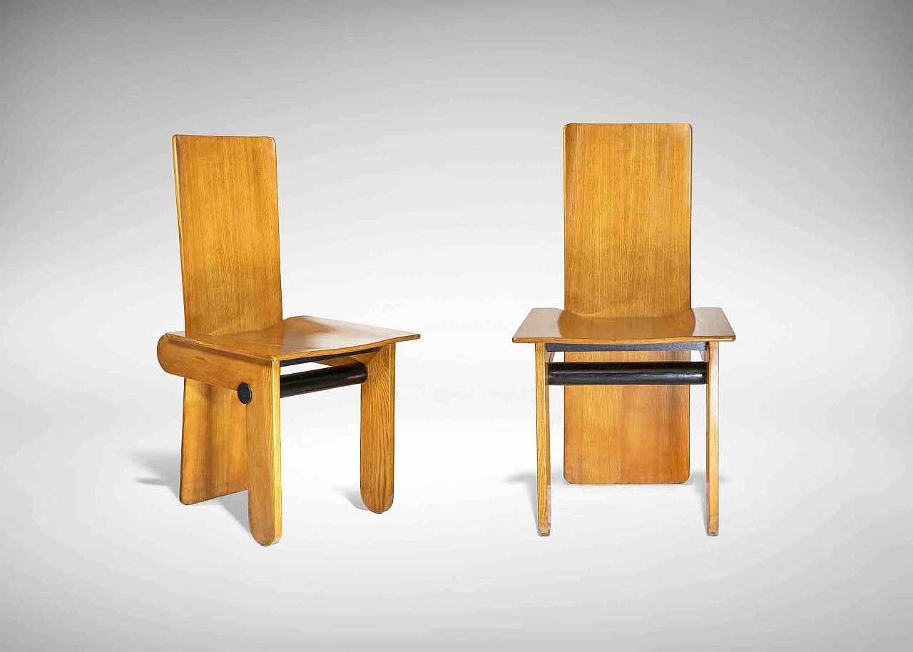 Carlo Scarpa, Pair of Wooden Chairs 1960s-1970s 3