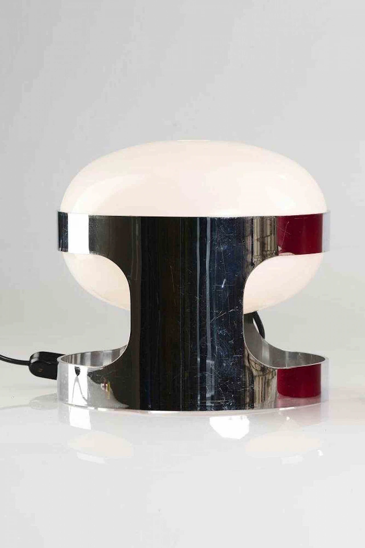 Joe Colombo, lampada da tavolo KD27 1960-1979 4
