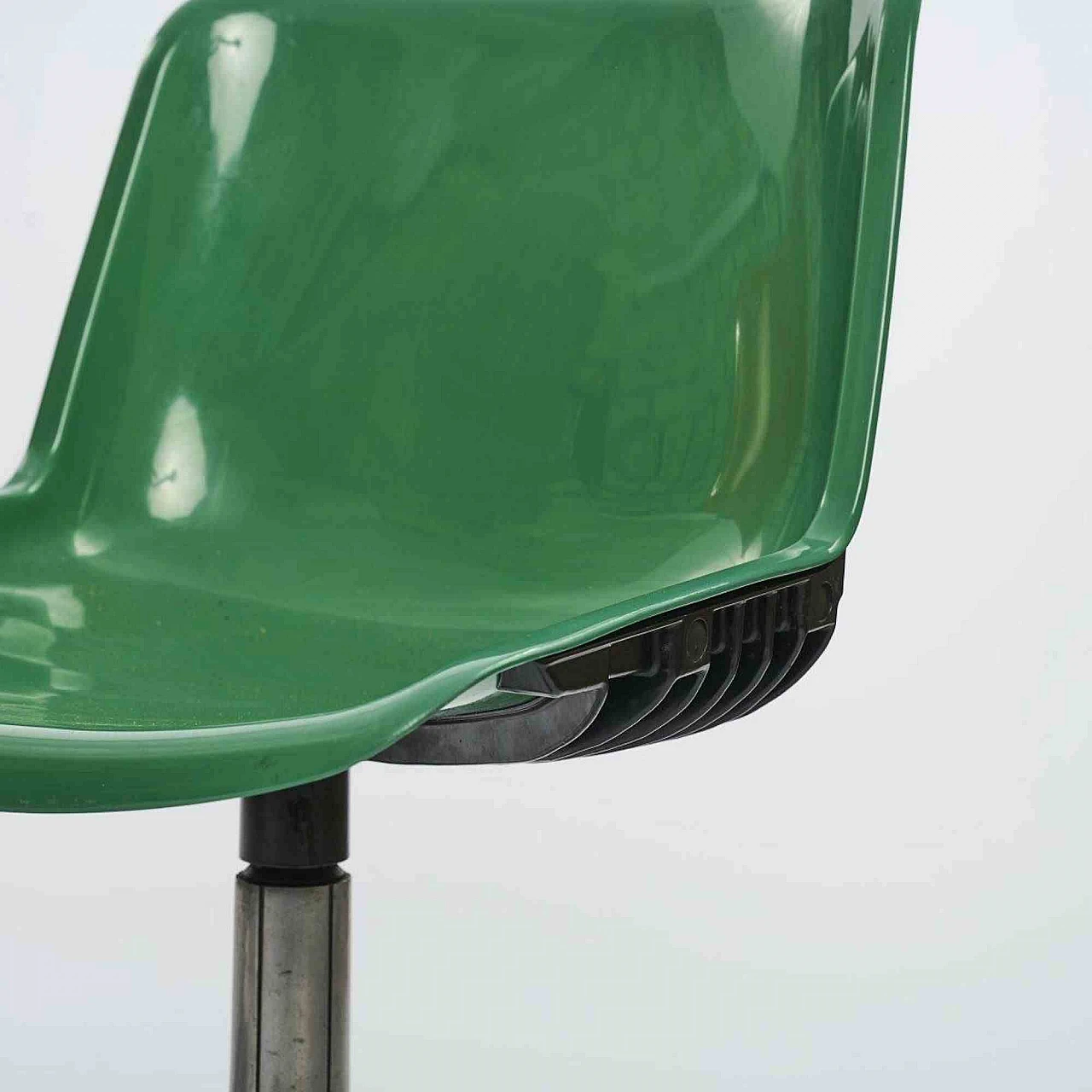 n.a., Four 'Modus' Work Chairs 1980s-1990s 10
