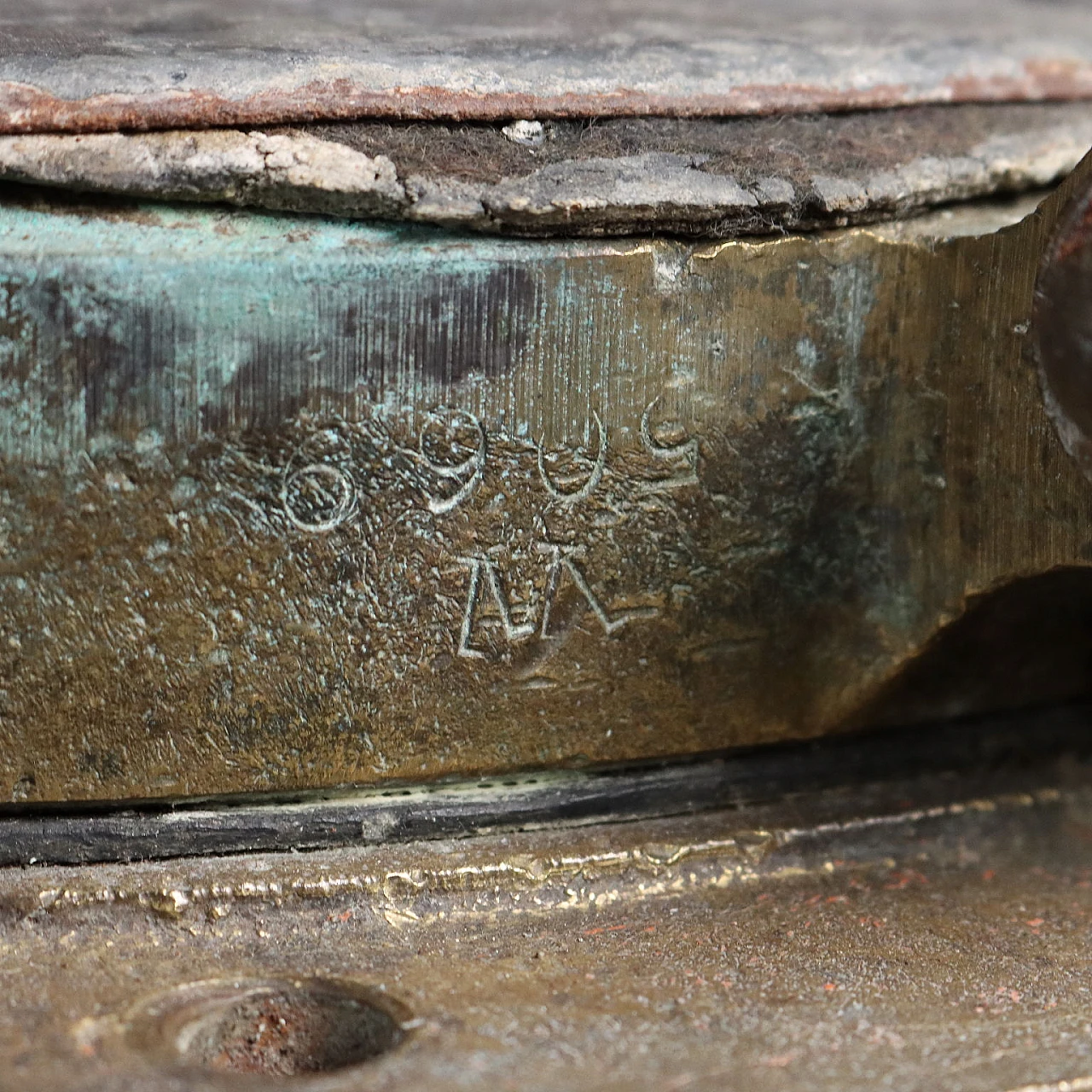 Oblò da nave in ottone e ferro, fine '900 9