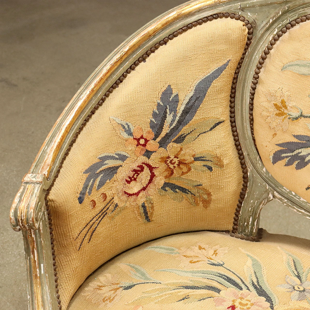 4 Neoclassical style lacquered and gilded wood armchairs and sofa, early 20th century 6