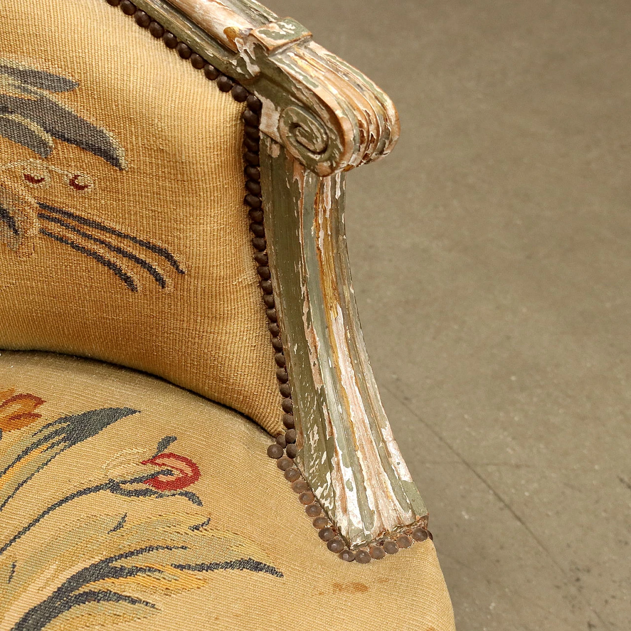 4 Neoclassical style lacquered and gilded wood armchairs and sofa, early 20th century 8