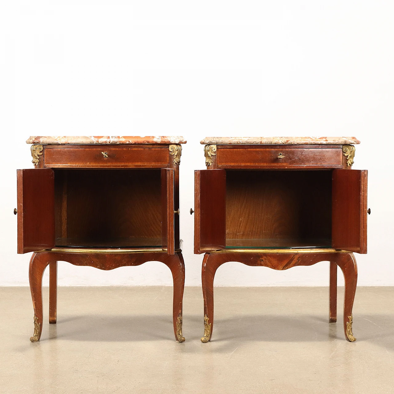 Coppia di Comodini in mogano di Grazioli e Gaudenzi Milano 3