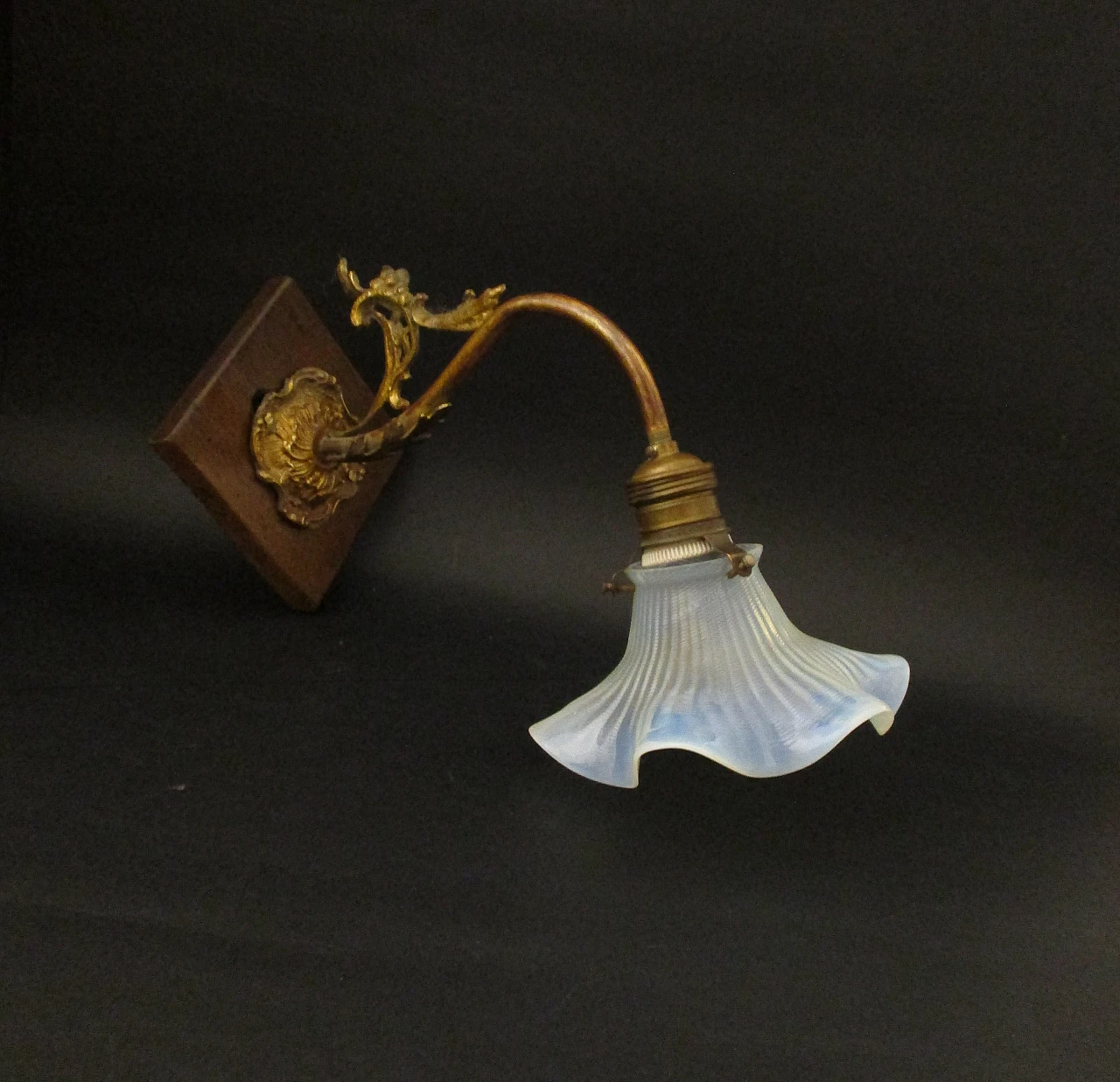 Liberty wall light in brass, wood, glass, opaline, 1900s 1