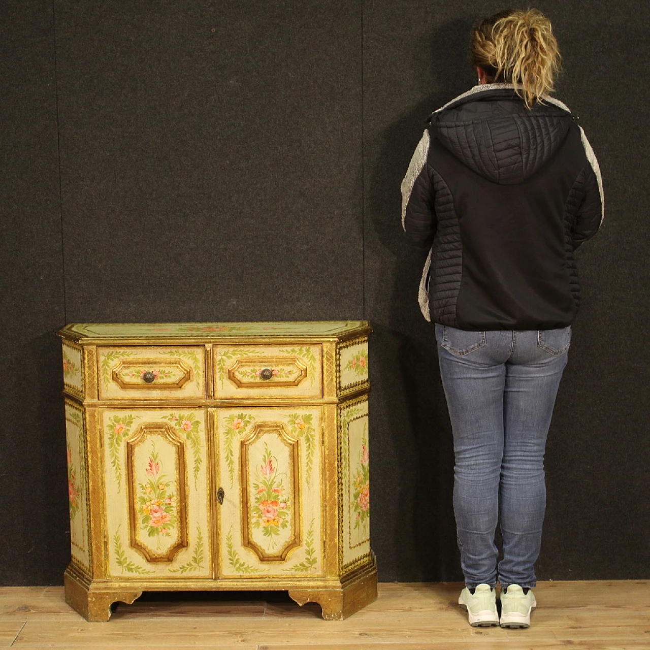 Venetian sideboard, 20th century 2