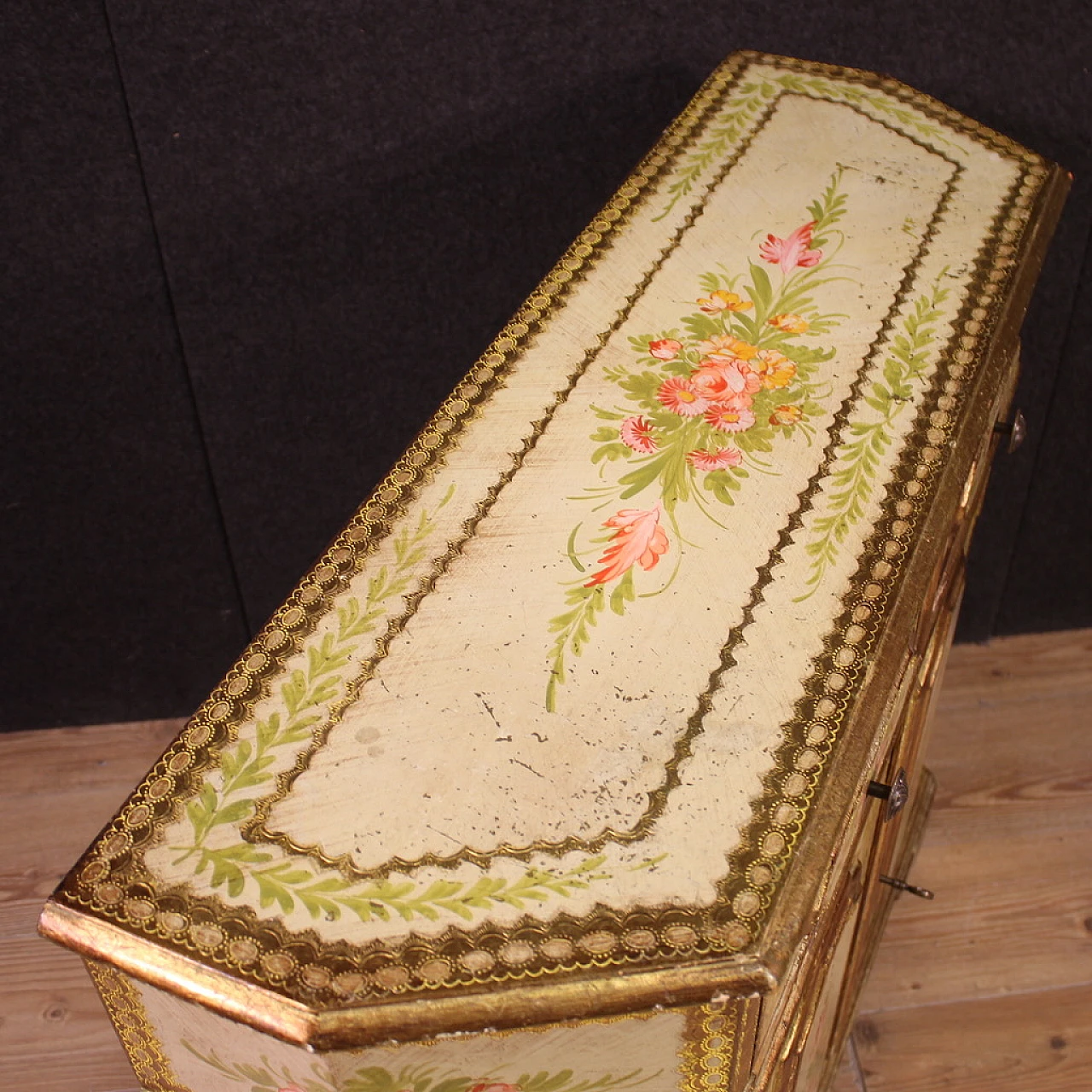 Venetian sideboard, 20th century 4