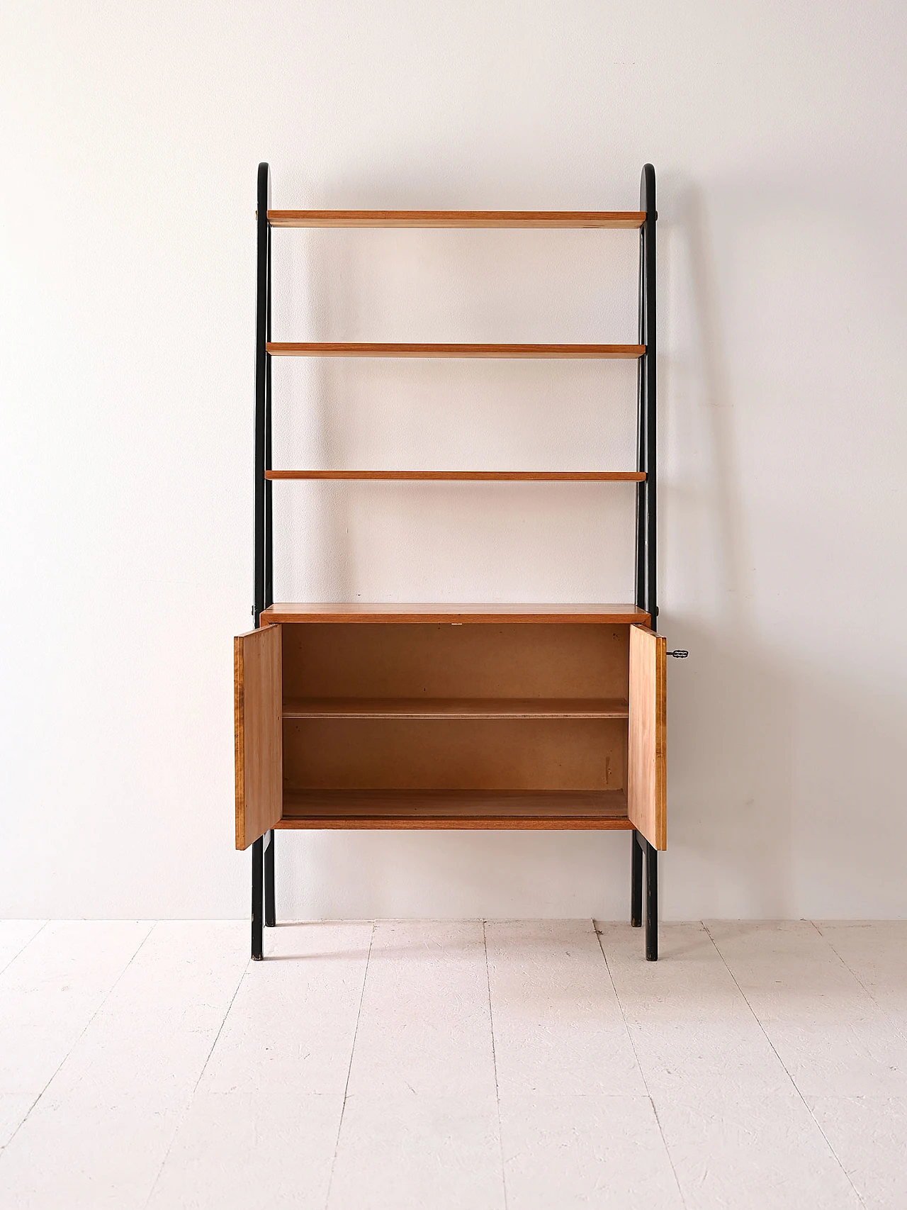 Libreria scandinava vintage in legno di teak 3