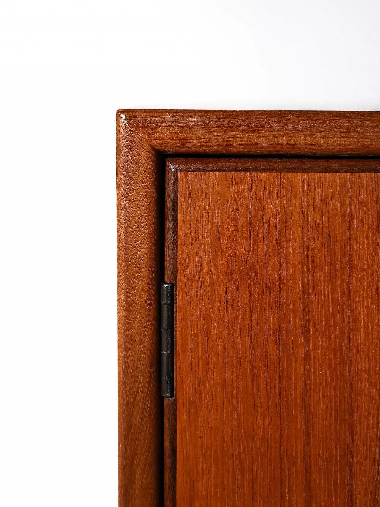 Mobiletto sideboard in legno di teak anni '60 – Produzione scandinava 7