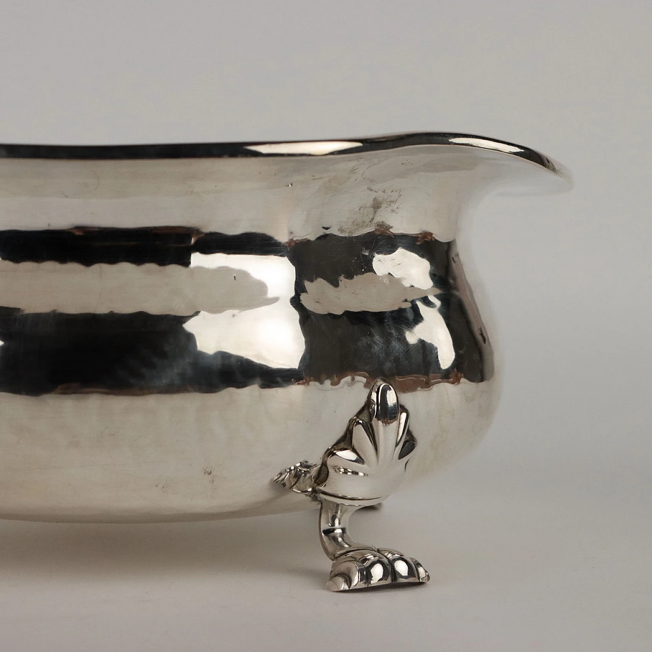 Hand-hammered silver with four feet by Fratelli Calegaro, 1960s 6