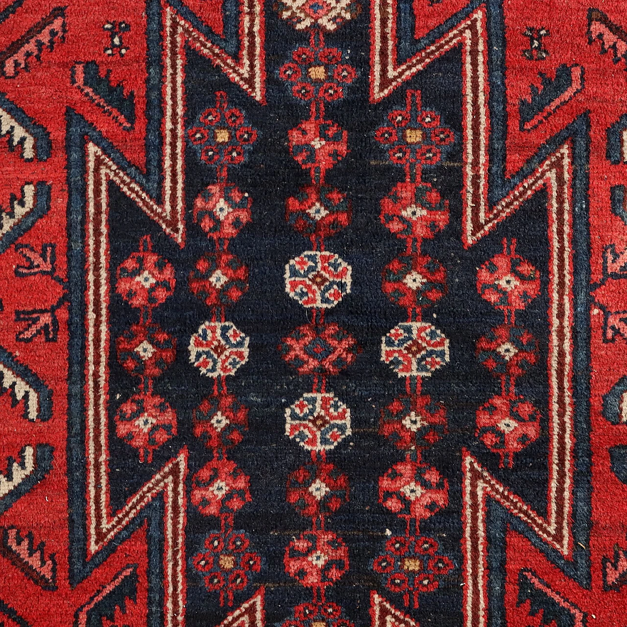 Tappeto Mazlagan rosso nodo grosso in cotone e lana 3