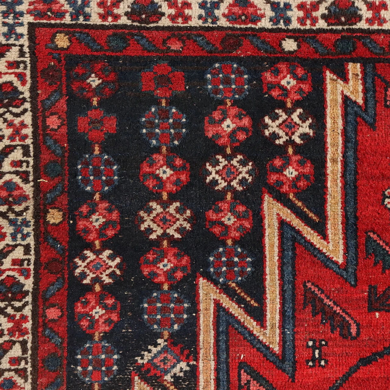 Tappeto Mazlagan rosso nodo grosso in cotone e lana 5