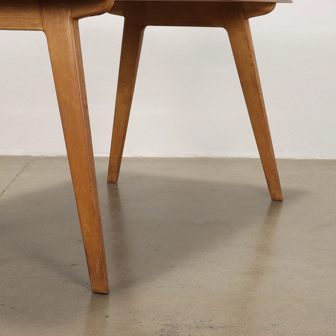 Tavolo in legno impiallacciato rovere, anni '50 4