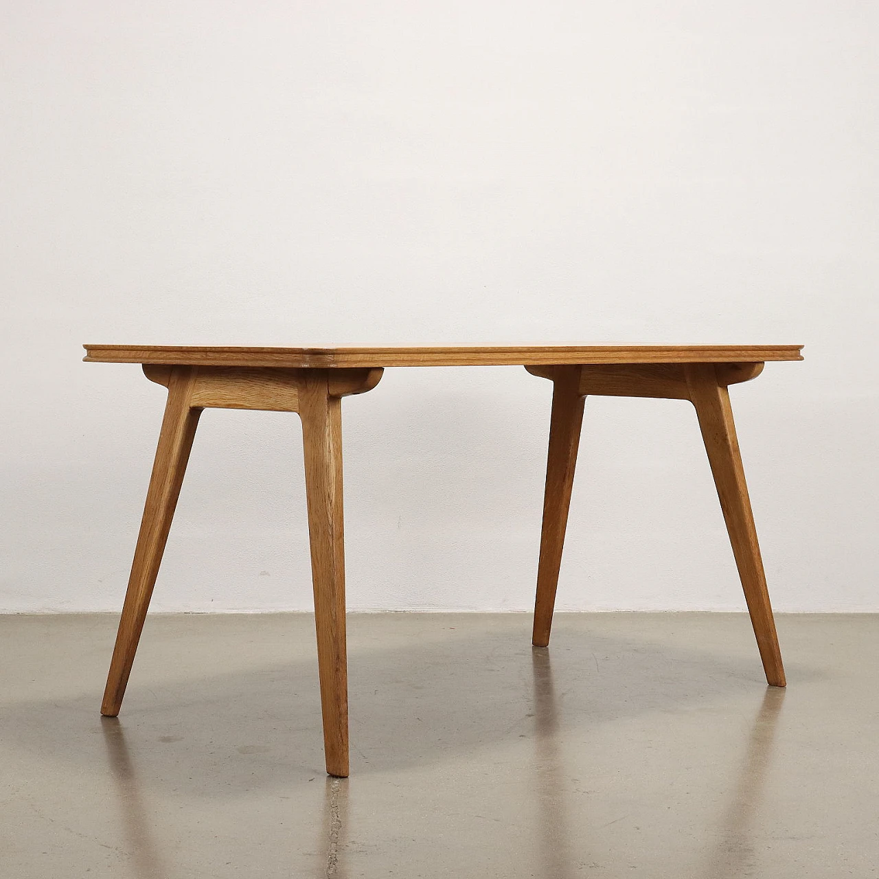 Tavolo in legno impiallacciato rovere, anni '50 6