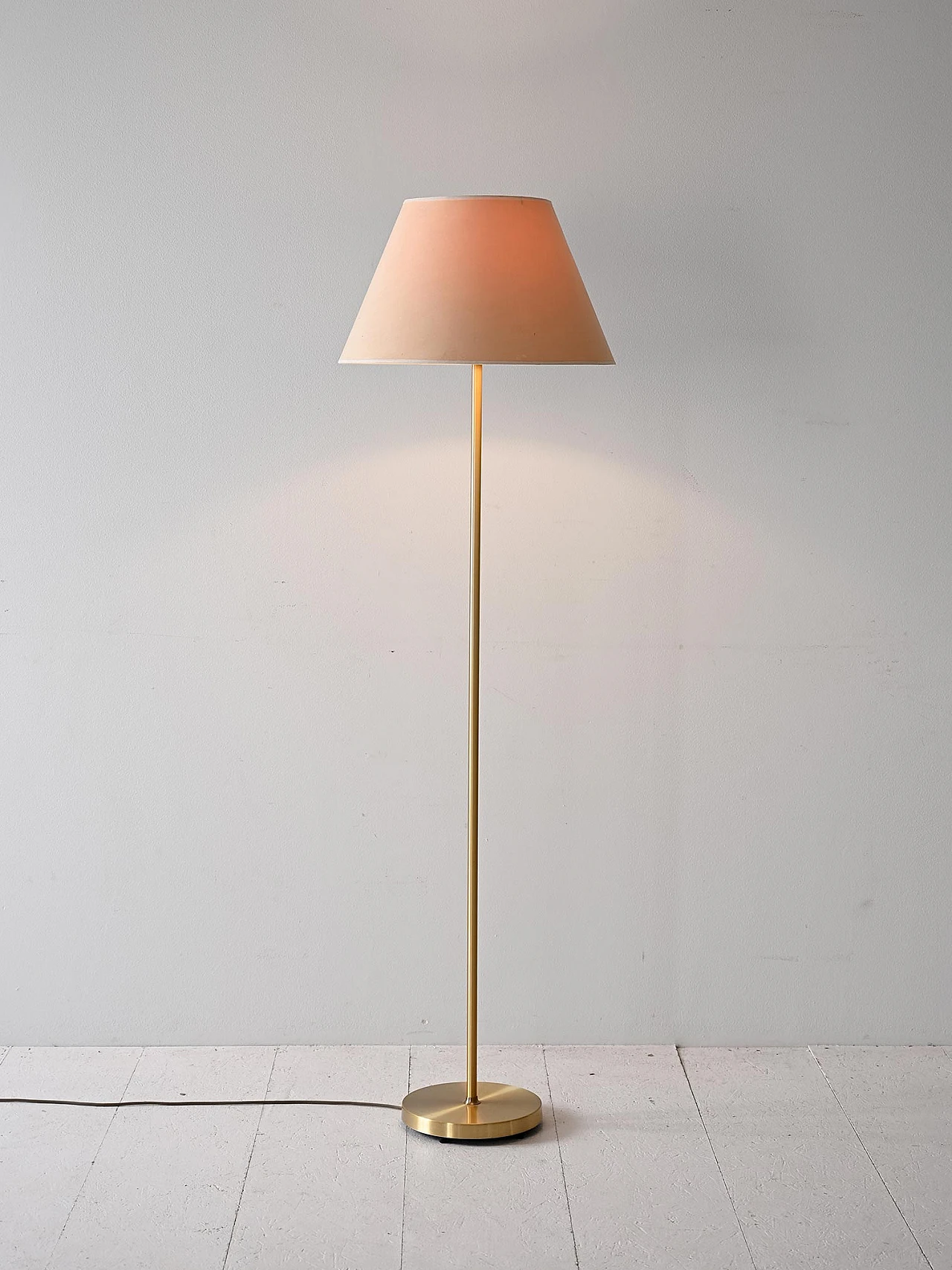 Lampada vintage a piantana 1