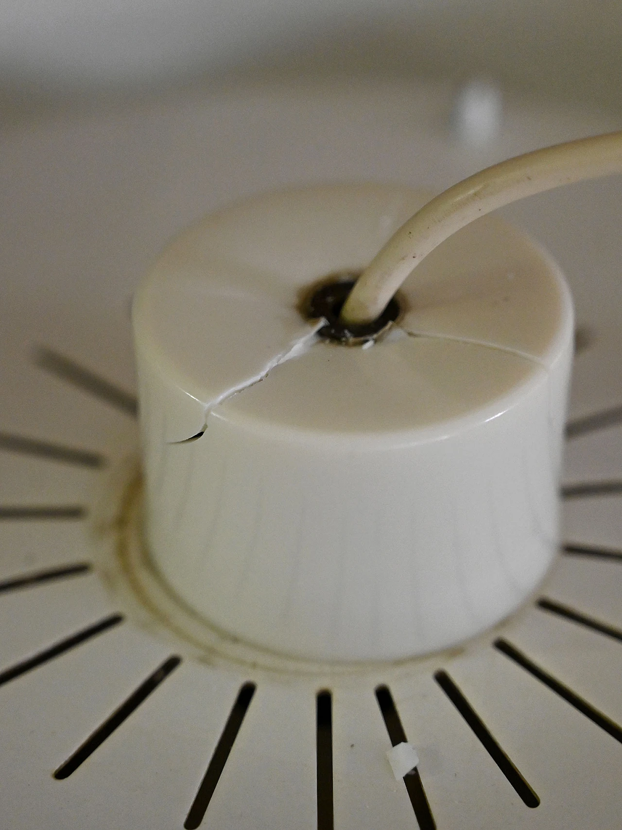 Vintage Scandinavian lamp with circles 5