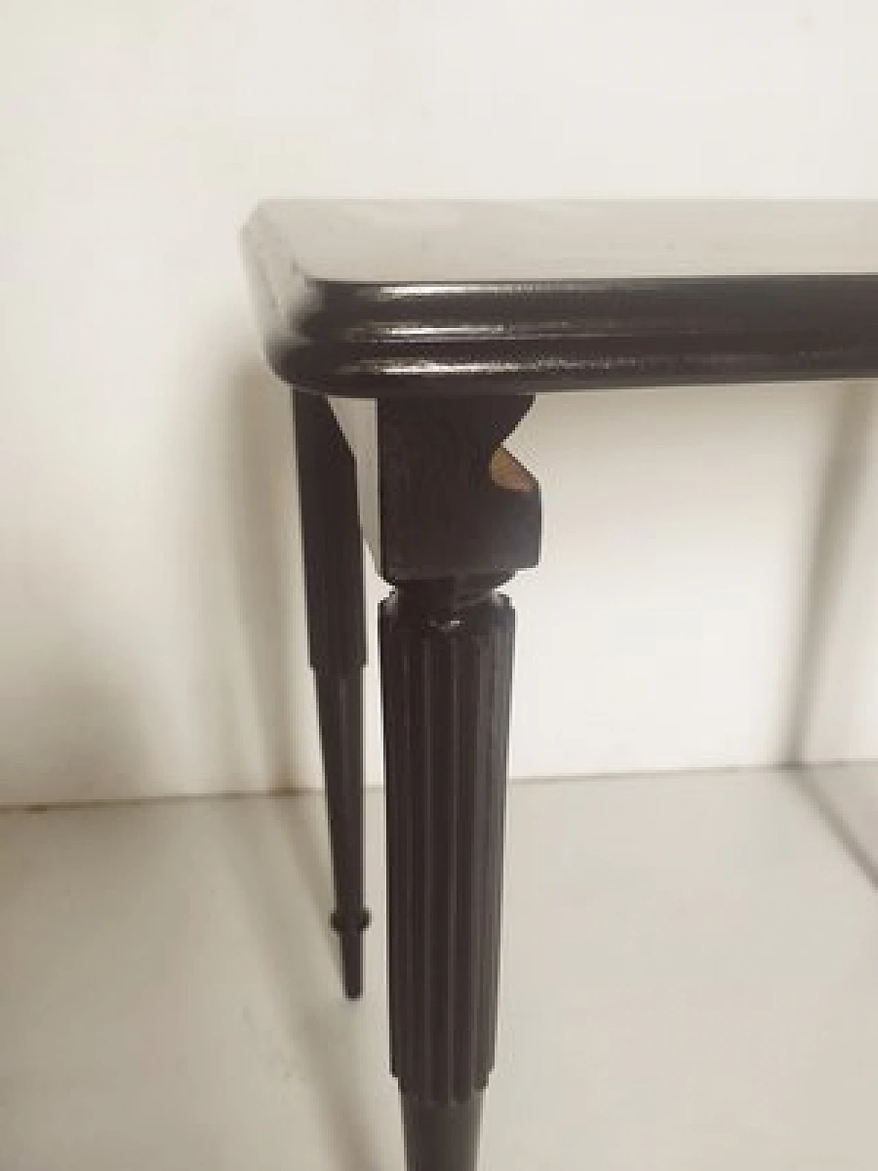 Tavolini ad incastro in legno, set di tre, anni '40 8