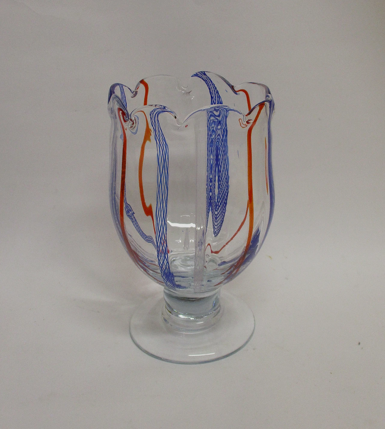 Artistic blown filigrana Murano glass vase, 1960s 1
