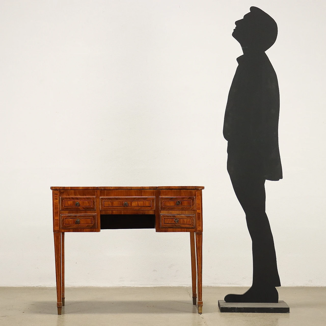 Lombard Neoclassical vanity table, last quarter of the 18th century 2