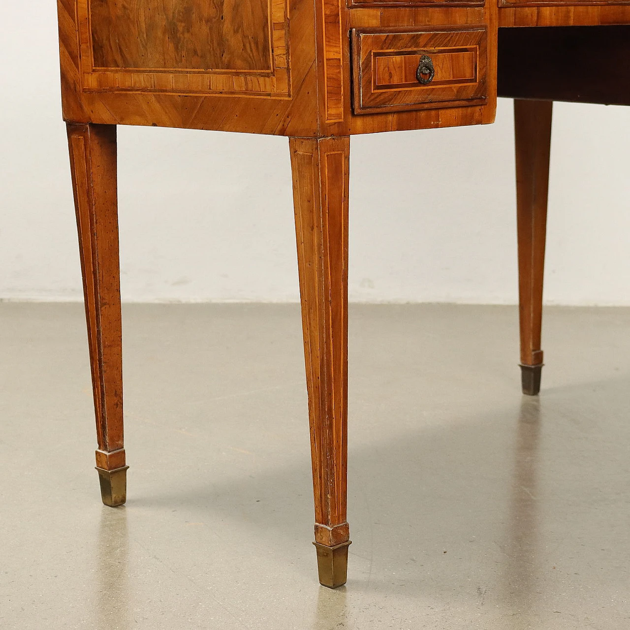 Lombard Neoclassical vanity table, last quarter of the 18th century 8