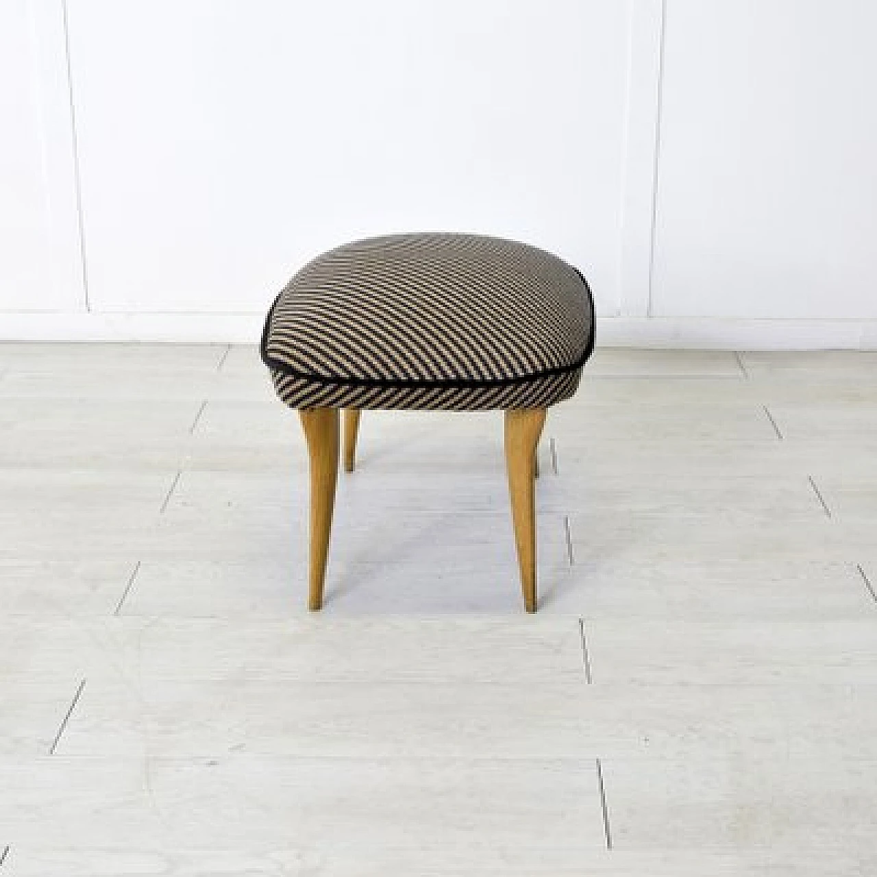 Pouf in walnut, 1960s 3