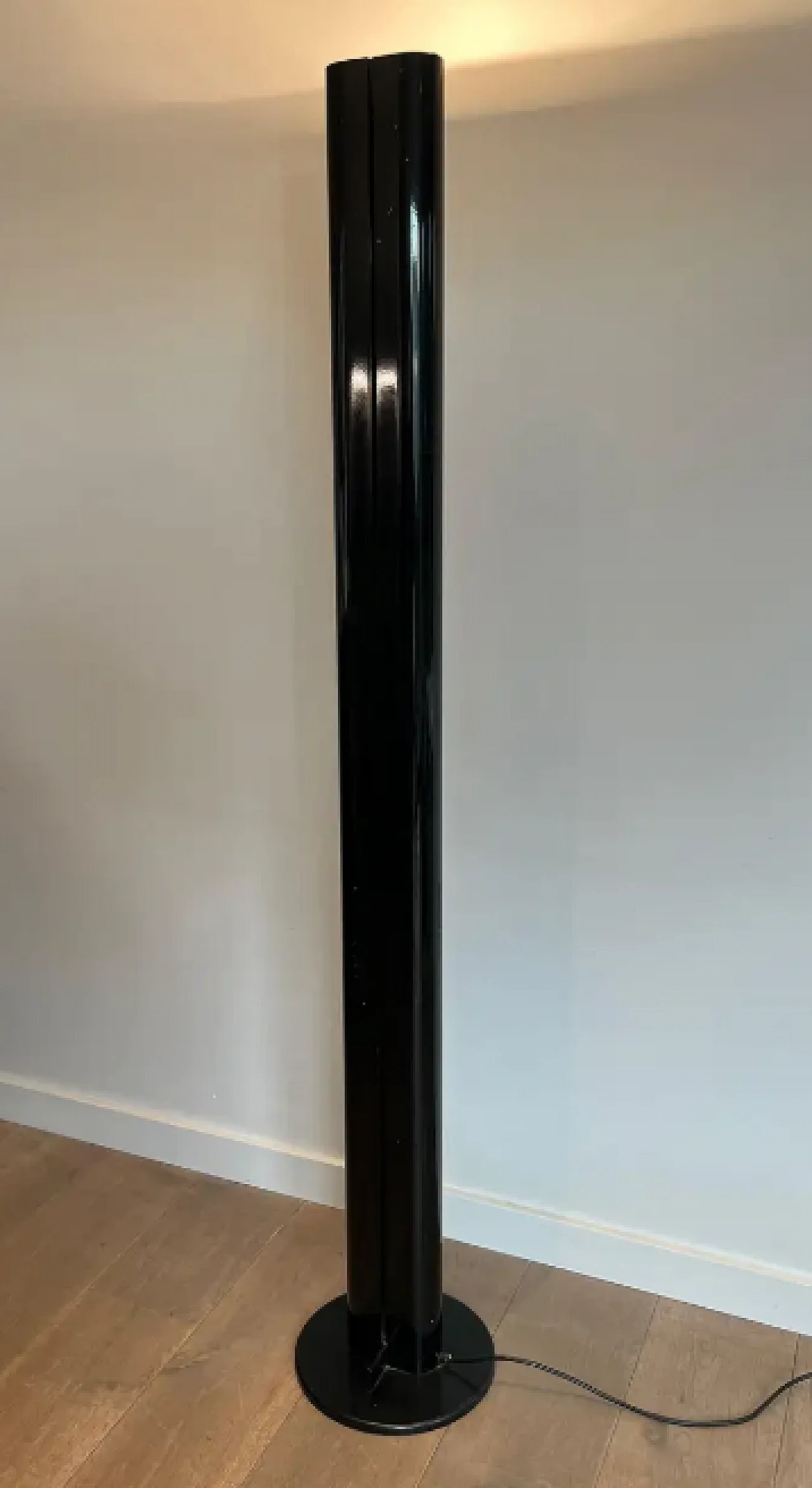 Hallogen Megaron metal floor lamp by G.Frattini, 1980s 2