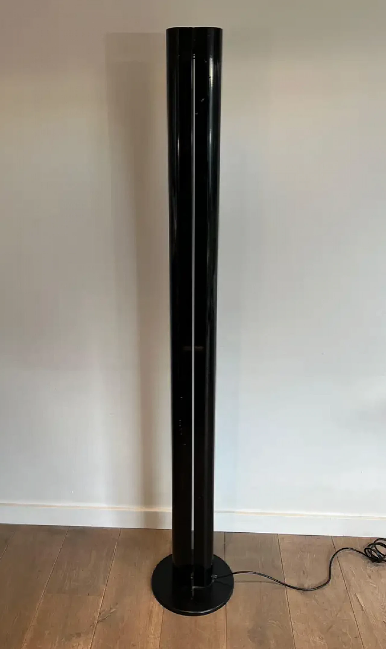 Hallogen Megaron metal floor lamp by G.Frattini, 1980s 9