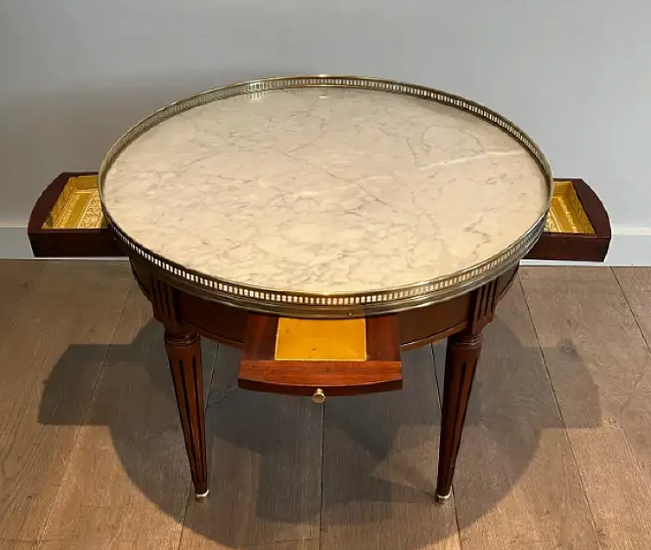 Round coffee table with brass and Carrara marble top, 1940s 12