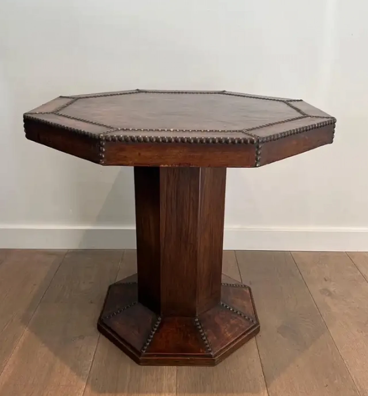 Octagonal gueridon with wooden and leather pedestal, 20th century 3