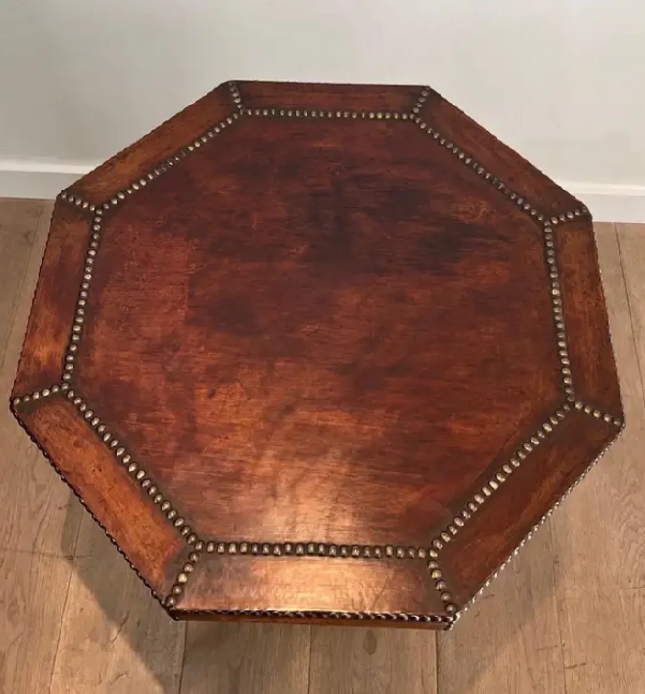 Octagonal gueridon with wooden and leather pedestal, 20th century 6