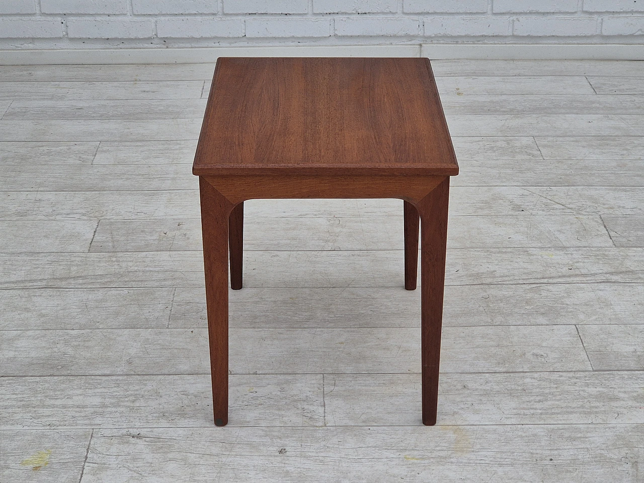 1970s, Danish side table, solid teak wood, original condition. 9