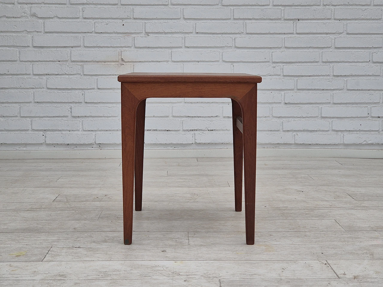 1970s, Danish side table, solid teak wood, original condition. 10